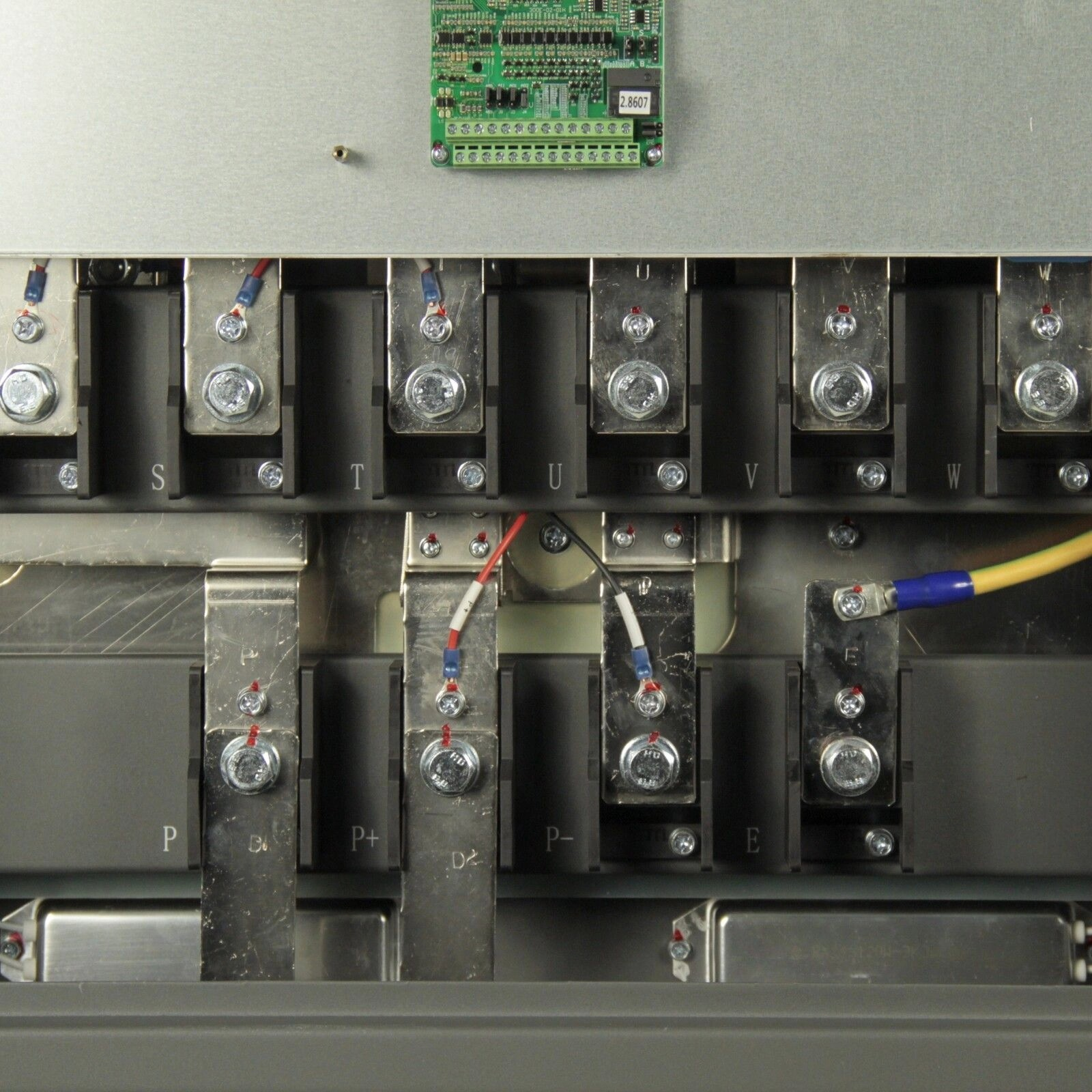 ESQ-760-4T2200G/2500P 220/250кВт, 380В ESQ-760-4T2200G/2500P 220/250кВт, 380В